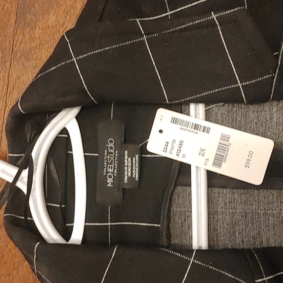 Michael Studio Pea Coat - Picture 2 of 3